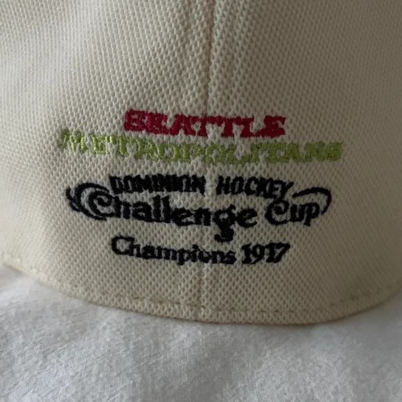 Seattle Metropolitans - Picture 3 of 4